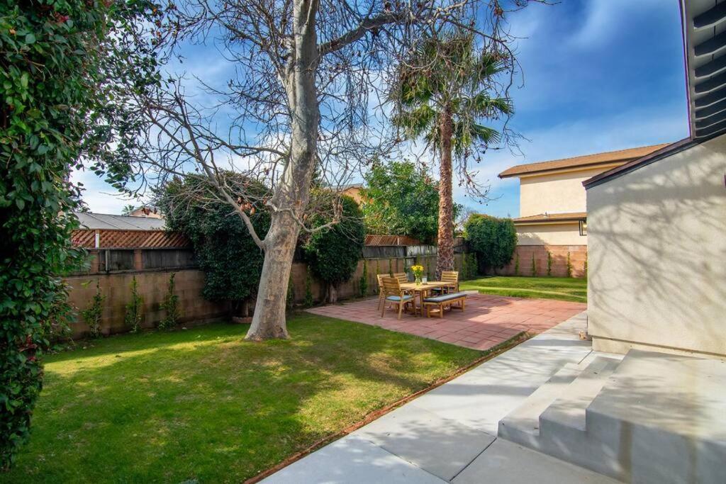 Beautiful 3 Bed 1 Bath Designer Home + Hot Tub Los Angeles Dış mekan fotoğraf
